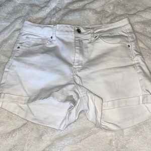 White shorts size M